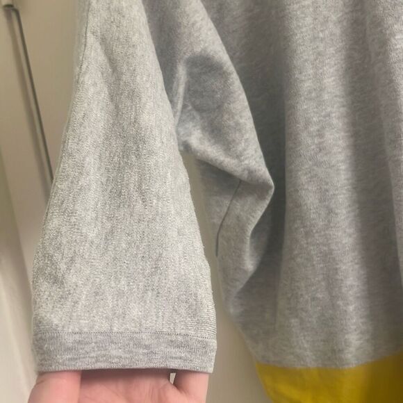 ✨COS Colorblock 3-4 Sleeves Sz Medium Tee✨ - Picture 6 of 6